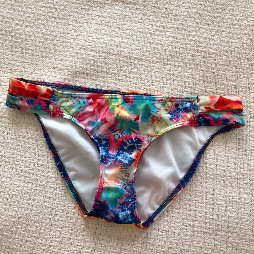 NEW Tie Dye Floral Bikini Bottom